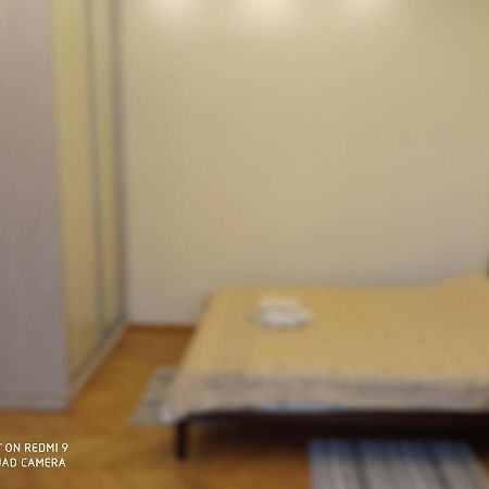 Apartments On Arkhypenka Street リヴィウ エクステリア 写真
